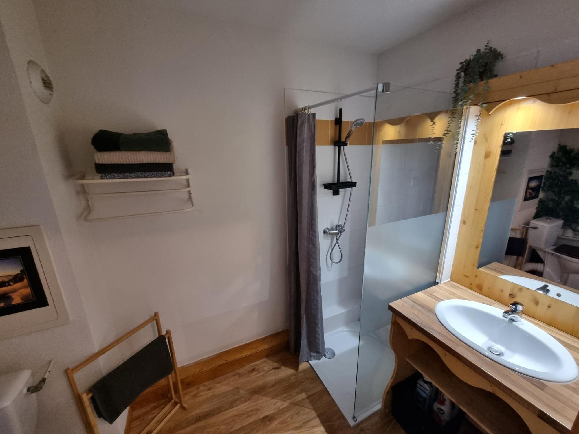 Appartement 4 Personnes 32M2 Au Pied Des Pistes- Wifi- Balcon Sud- Chamrousse 1650 Exteriör bild