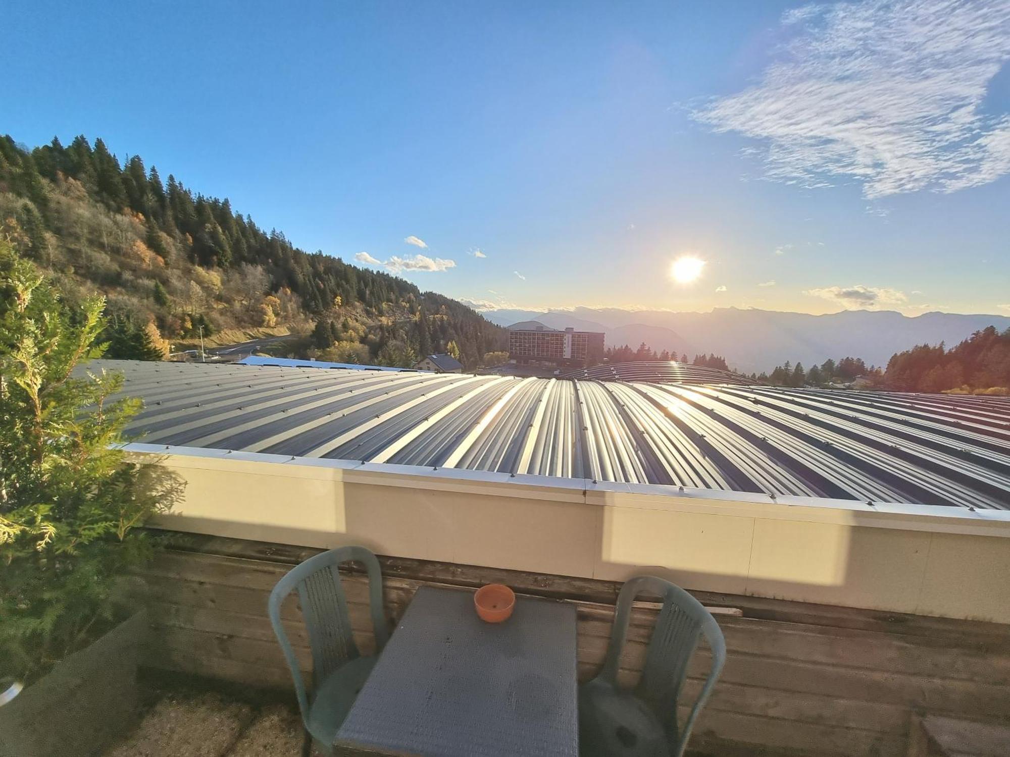 Appartement 4 Personnes 32M2 Au Pied Des Pistes- Wifi- Balcon Sud- Chamrousse 1650 Exteriör bild