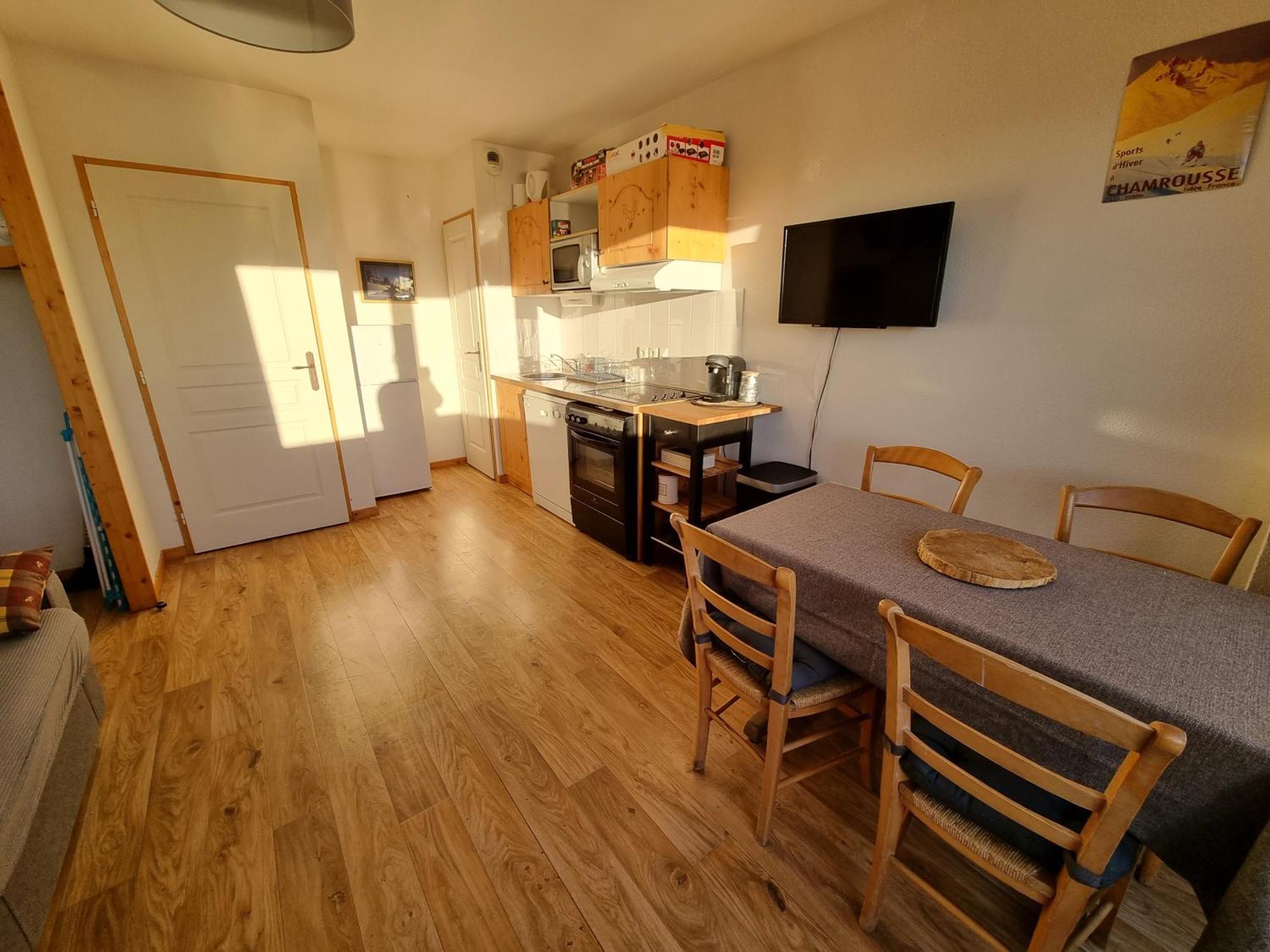 Appartement 4 Personnes 32M2 Au Pied Des Pistes- Wifi- Balcon Sud- Chamrousse 1650 Exteriör bild